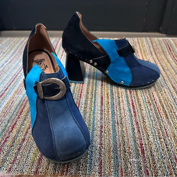 Fluevog NEARLY NEW Summer of Love Amor 60s-inspired blue suede clog-6.5 (fits 7) - Picture 3 of 16